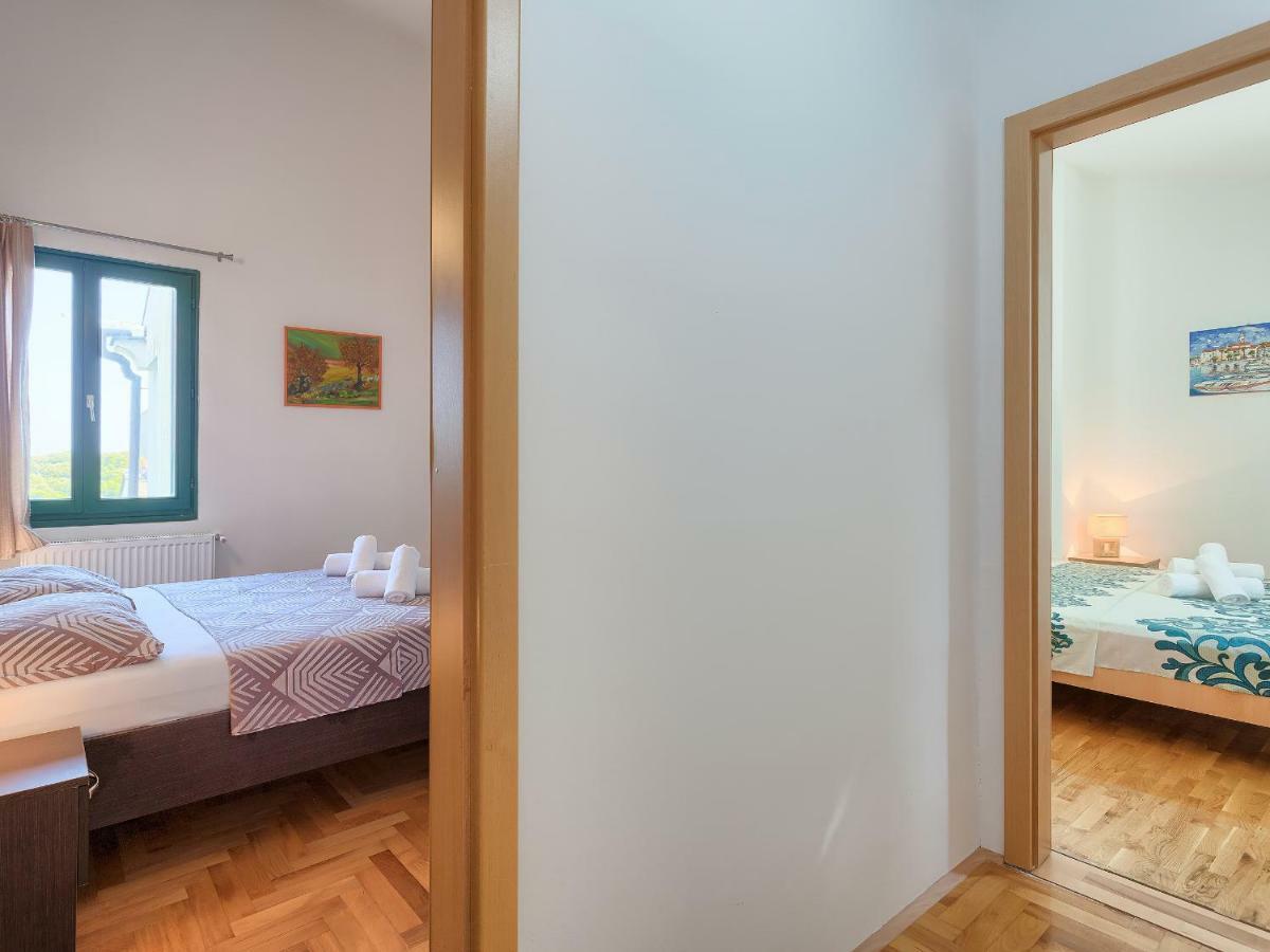 Garden Apartment ปิเยชชานา อูวาลา ภายนอก รูปภาพ