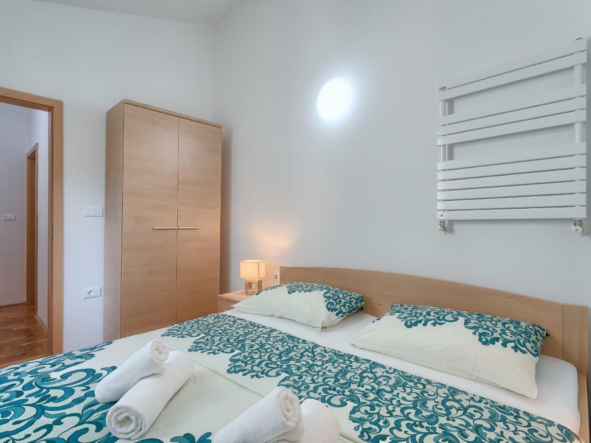 Garden Apartment ปิเยชชานา อูวาลา ภายนอก รูปภาพ